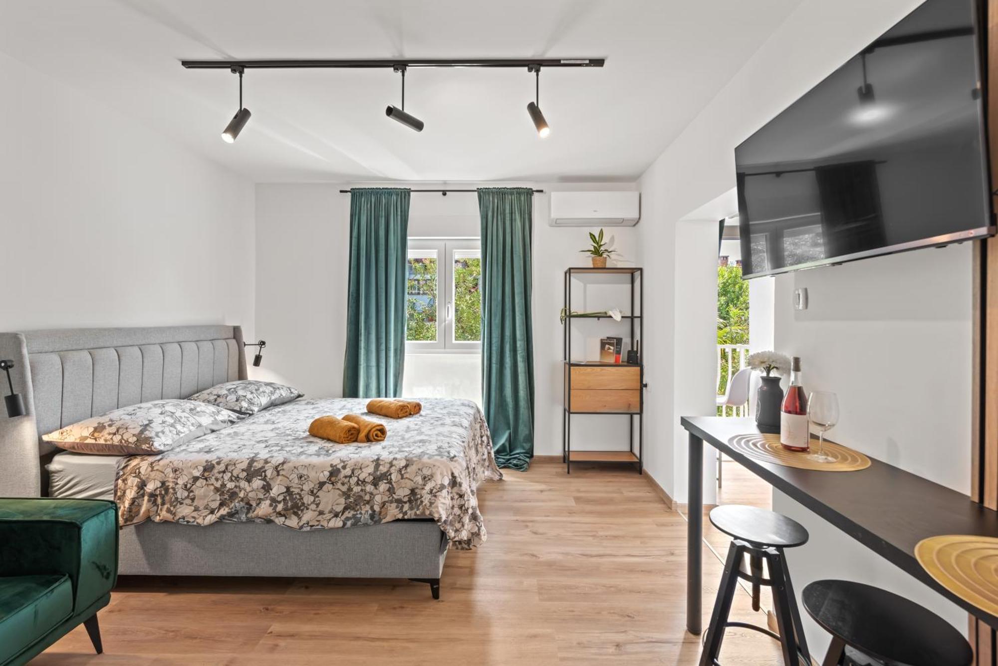 Kala Premium Studio Apartment โปเรช ภายนอก รูปภาพ